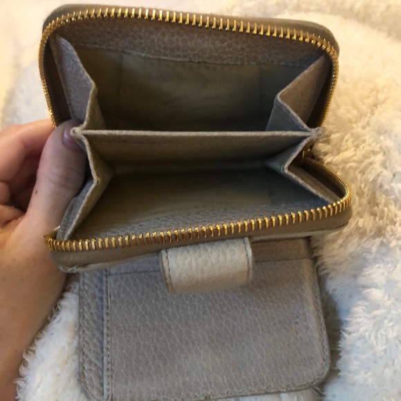 Authentic Prada Wallet - Picture 5 of 8